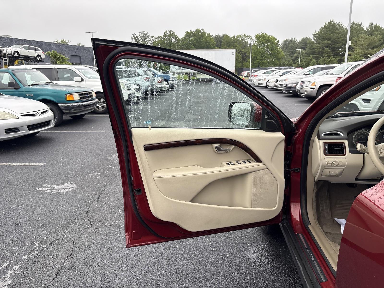 2013 Volvo XC70 Vehicle Photo in Mechanicsburg, PA 17050