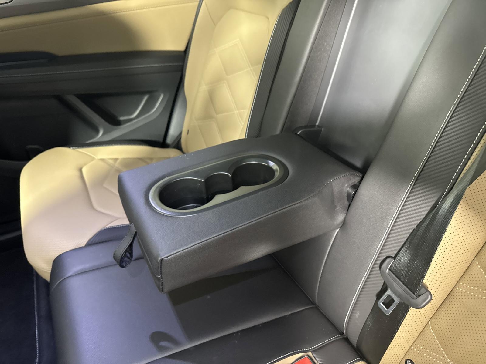 2024 Volkswagen Atlas Cross Sport Vehicle Photo in Georgetown, TX 78626