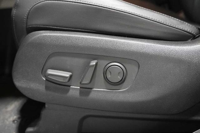 2022 Kia Carnival Vehicle Photo in GRAPEVINE, TX 76051