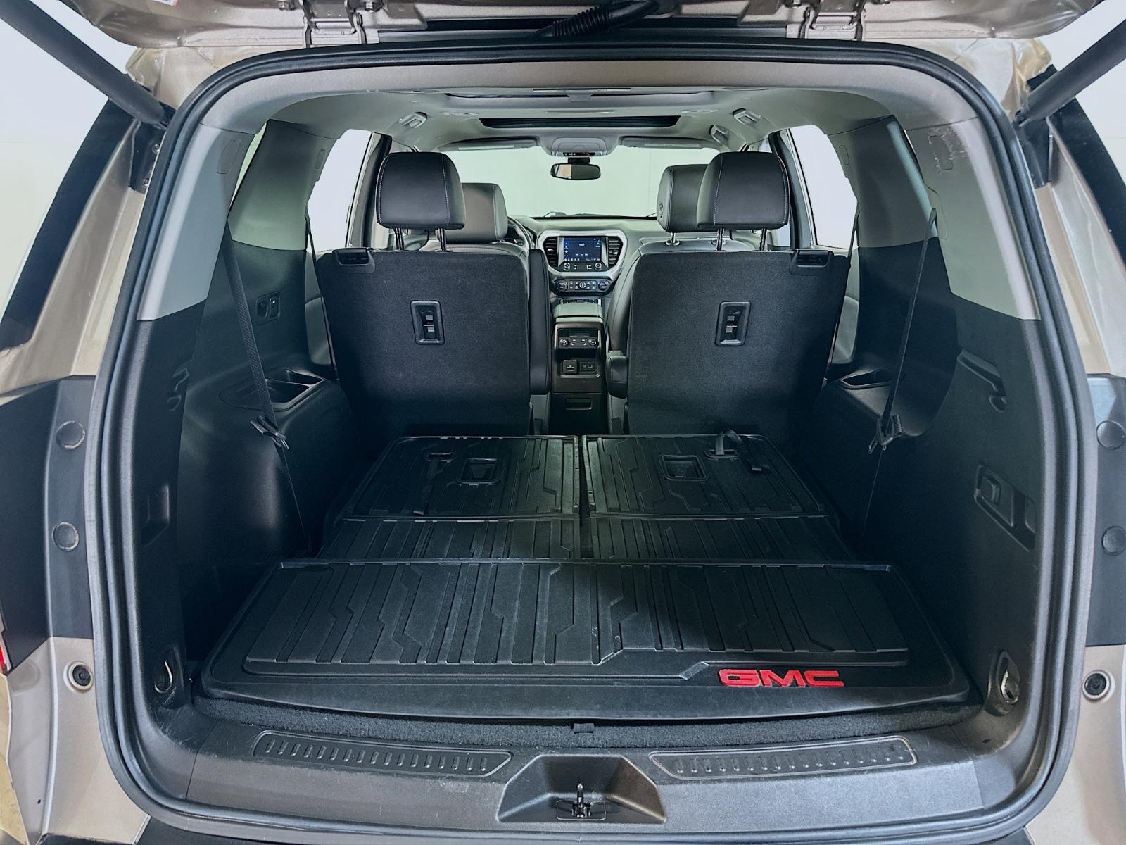 2022 GMC Acadia Vehicle Photo in Langhorne, PA 19047