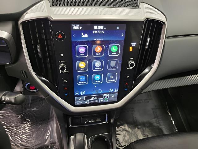 2024 Subaru Ascent Vehicle Photo in Green Bay, WI 54304