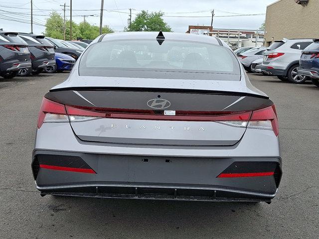 2025 Hyundai ELANTRA Vehicle Photo in Philadelphia, PA 19116