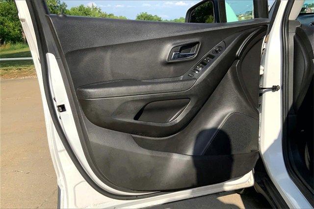 2018 Chevrolet Trax Vehicle Photo in KANSAS CITY, MO 64114-4502