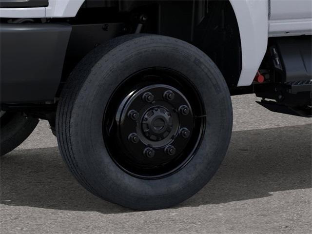 2025 Chevrolet Silverado Chassis Cab Vehicle Photo in ENGLEWOOD, CO 80113-6708