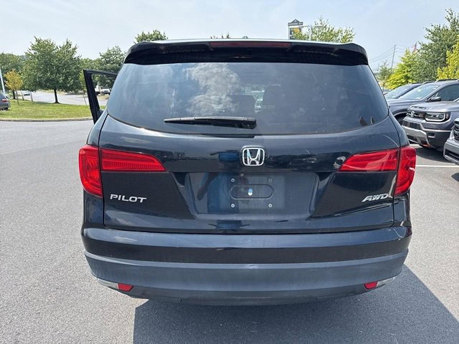 2017 Honda Pilot Vehicle Photo in Harrisburg, PA 17111