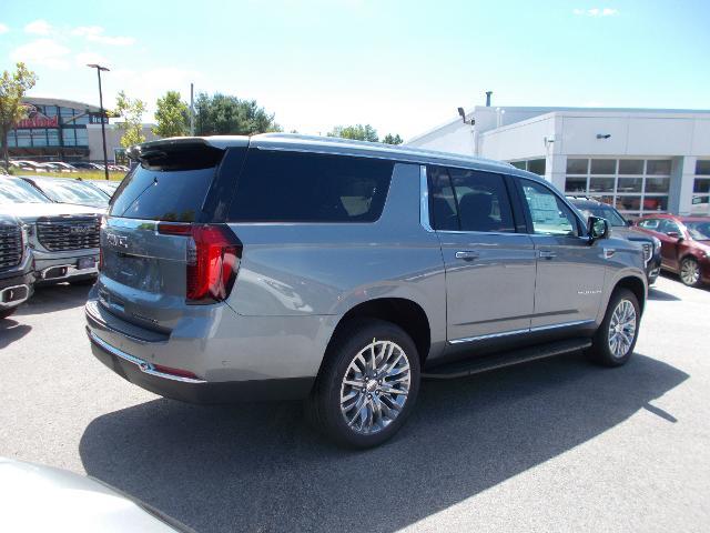 2025 GMC Yukon XL Vehicle Photo in LOWELL, MA 01852-4336