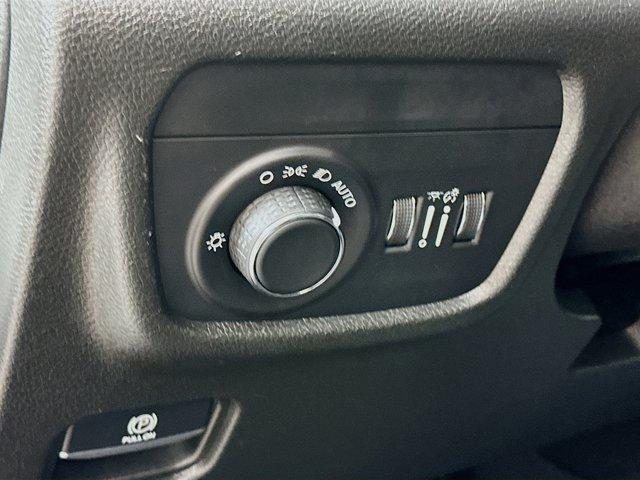 2023 Jeep Grand Cherokee Vehicle Photo in Doylsetown, PA 18901