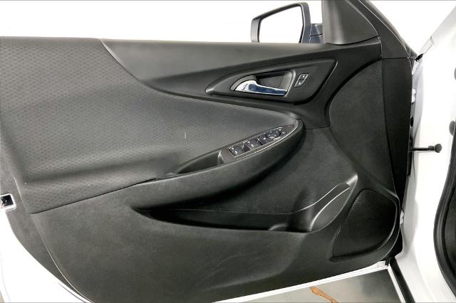 2022 Chevrolet Malibu Vehicle Photo in Lees Summit, MO 64086