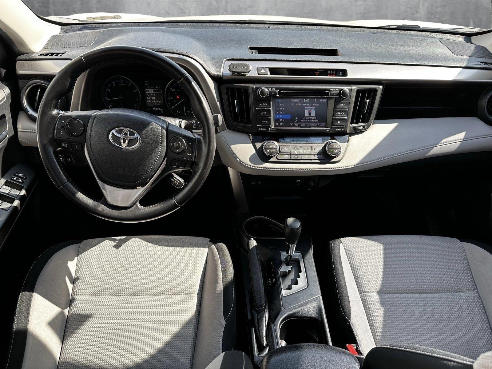 2017 Toyota RAV4 Vehicle Photo in Hollywood, FL 33021