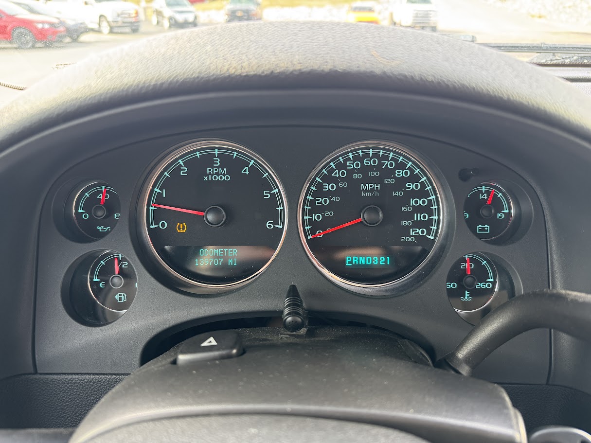 2008 Chevrolet Avalanche Vehicle Photo in BOONVILLE, IN 47601-9633