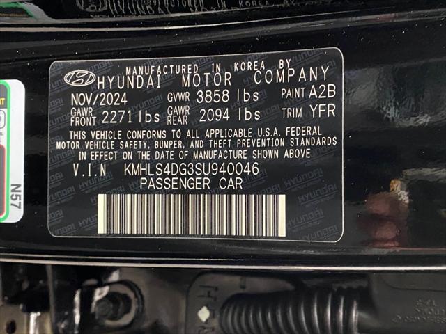 2025 Hyundai ELANTRA Vehicle Photo in Appleton, WI 54913