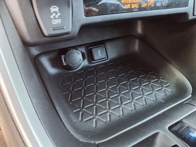2021 Toyota RAV4 Vehicle Photo in TARENTUM, PA 15084-1435