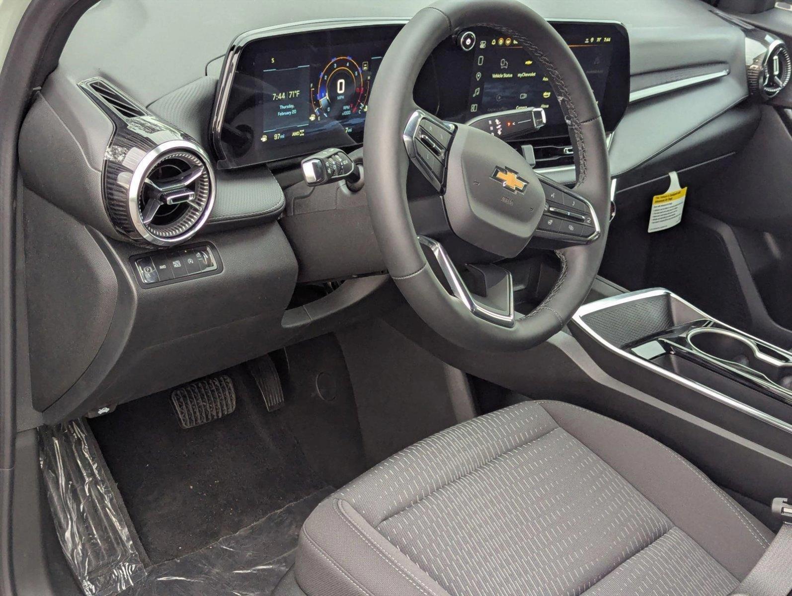 2025 Chevrolet Equinox Vehicle Photo in GREENACRES, FL 33463-3207