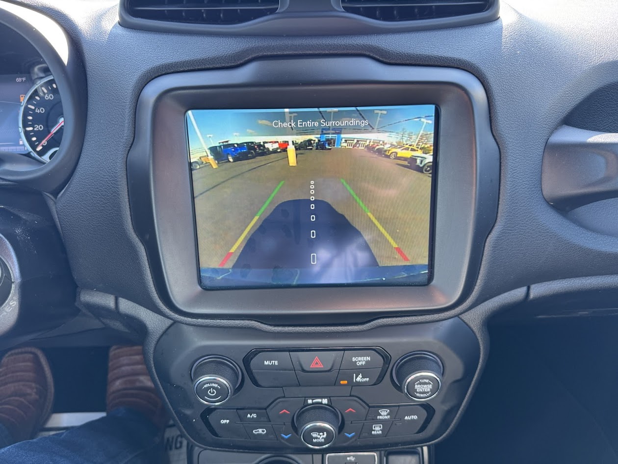 2021 Jeep Renegade Vehicle Photo in BOONVILLE, IN 47601-9633