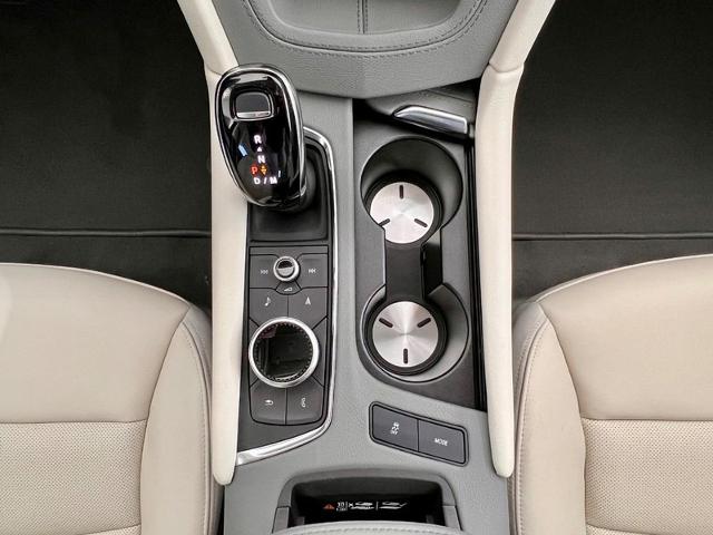 2025 Cadillac XT6 Vehicle Photo in EFFINGHAM, IL 62401-2832