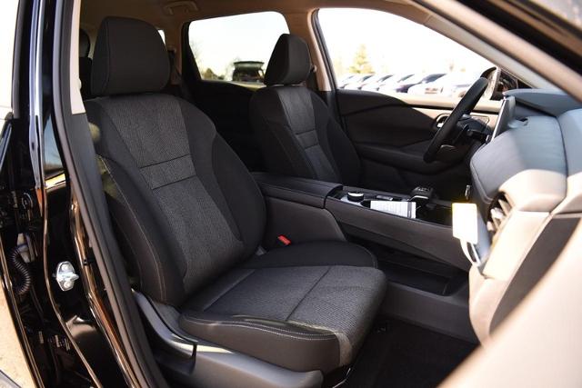 2025 Nissan Rogue Vehicle Photo in Ballwin, MO 63011