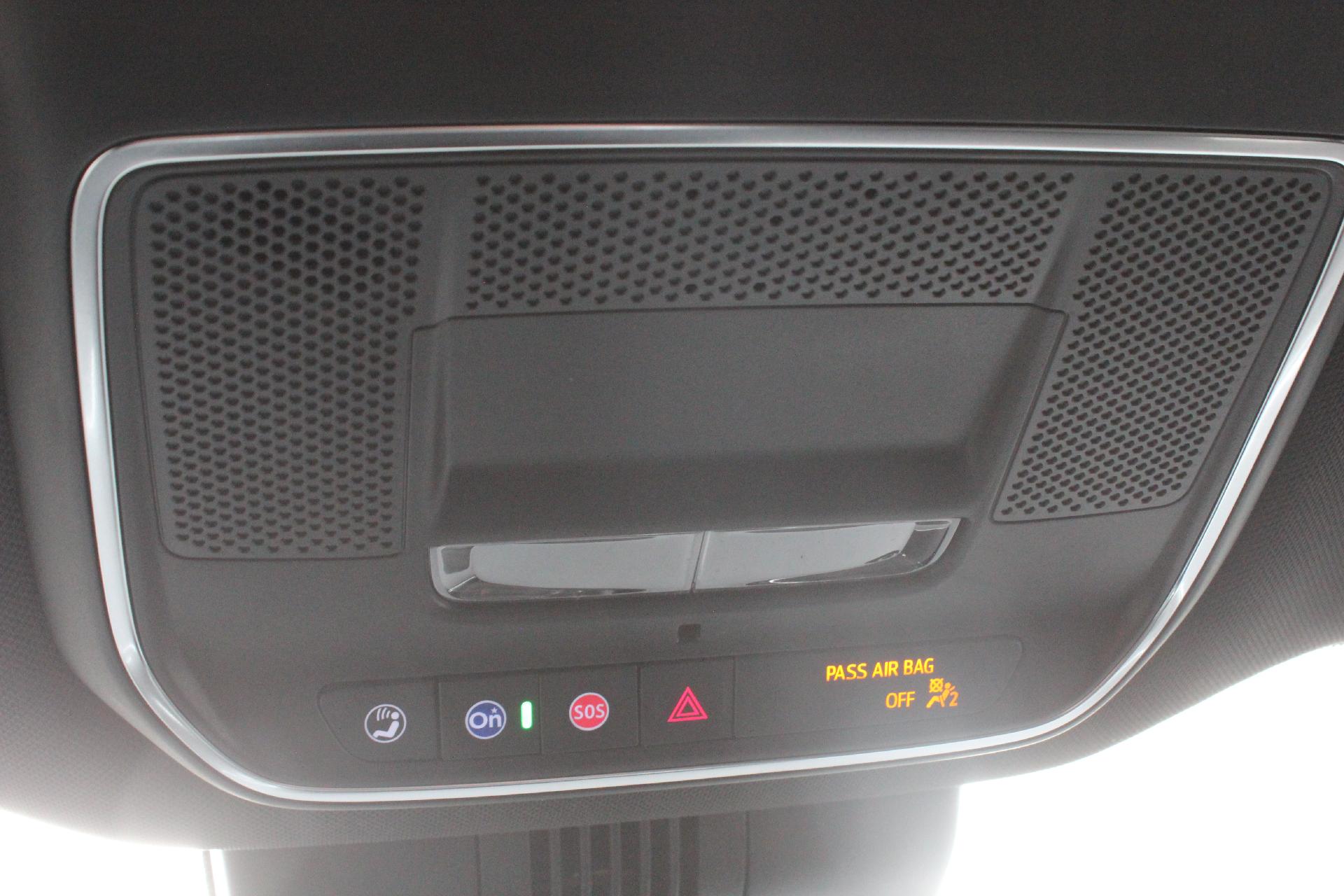 2025 GMC Sierra EV Vehicle Photo in AURORA, CO 80012-4011