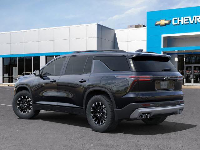 2025 Chevrolet Traverse Vehicle Photo in MOON TOWNSHIP, PA 15108-2571
