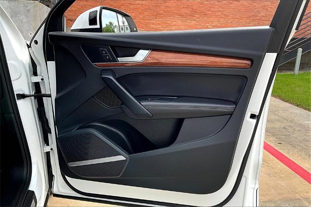 2022 Audi Q5 Vehicle Photo in Houston, TX 77007