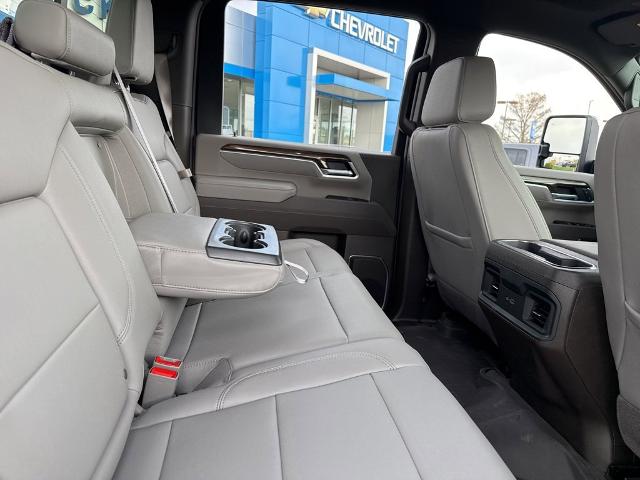 2025 Chevrolet Silverado 2500 HD Vehicle Photo in MANHATTAN, KS 66502-5036
