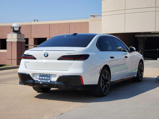 2024 BMW 740i xDrive Vehicle Photo in PLANO, TX 75024
