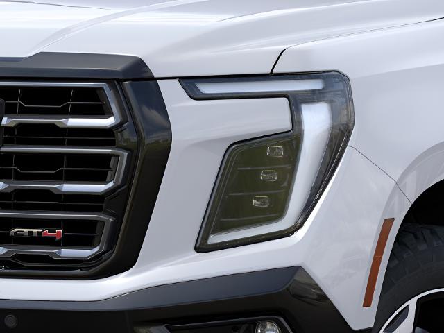 2025 GMC Yukon XL Vehicle Photo in OSHKOSH, WI 54904-7811