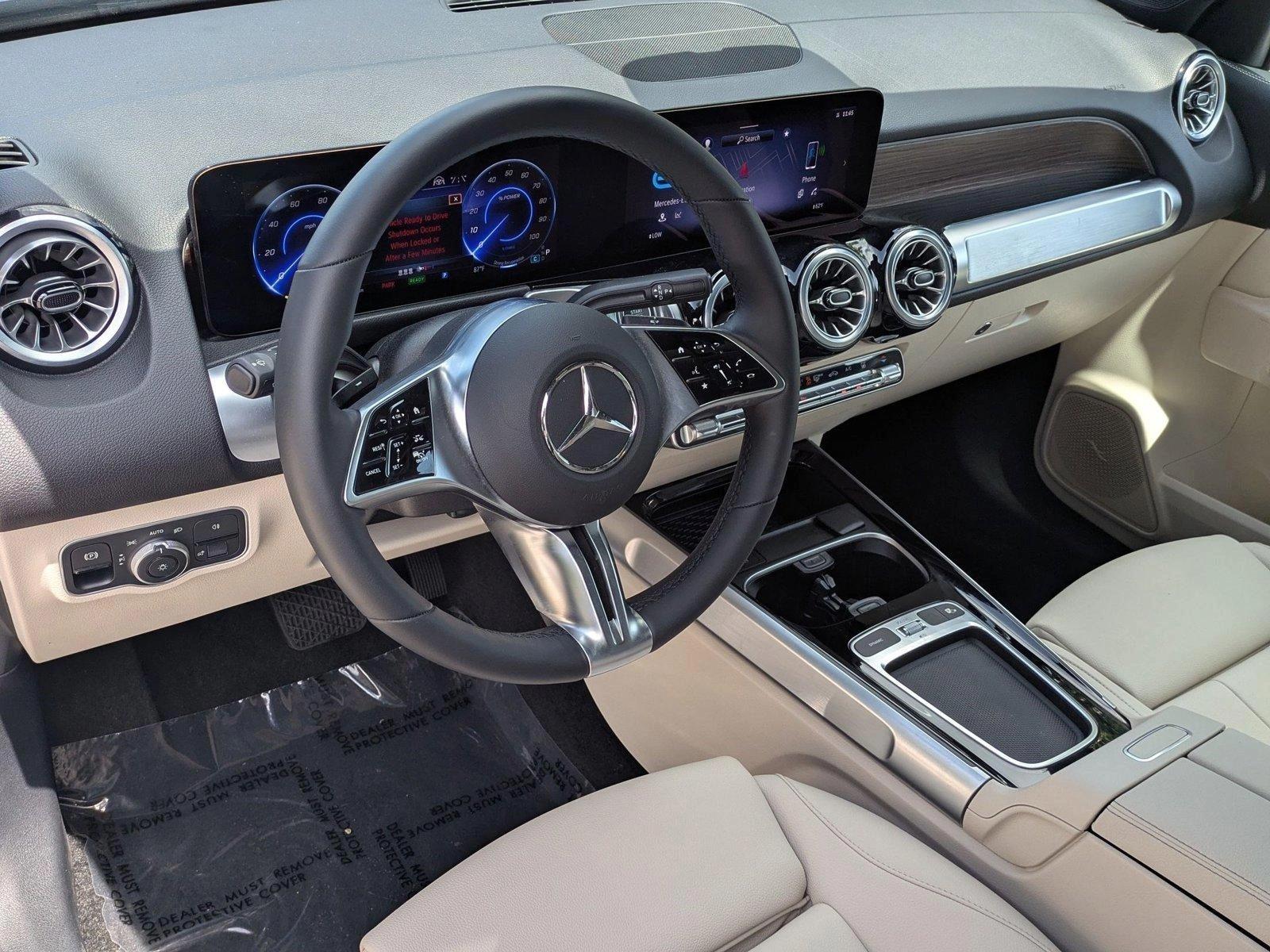 2024 Mercedes-Benz EQB Vehicle Photo in Sarasota, FL 34231