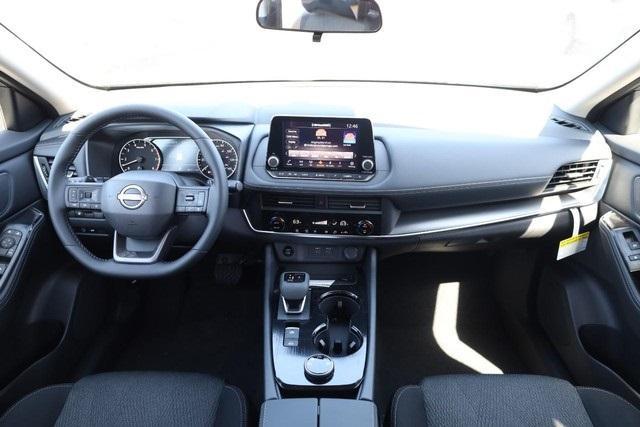 2025 Nissan Rogue Vehicle Photo in Hazelwood, MO 63042