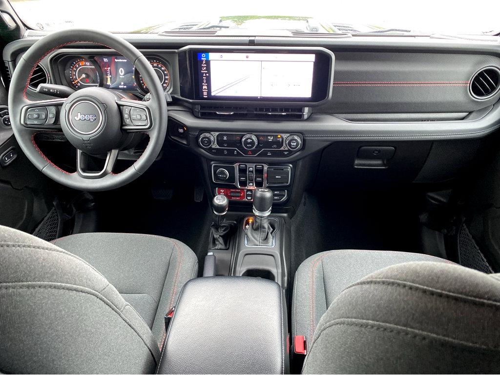 2024 Jeep Wrangler Vehicle Photo in POOLER, GA 31322-3252
