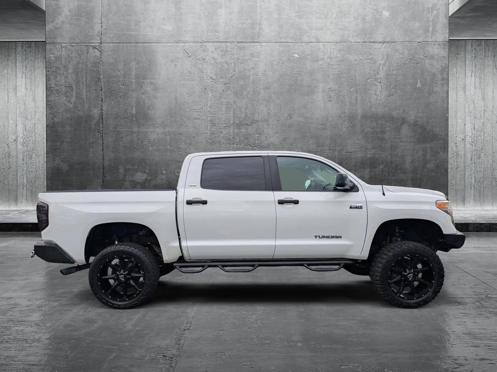 2016 Toyota Tundra 4WD Truck Vehicle Photo in GREENACRES, FL 33463-3207