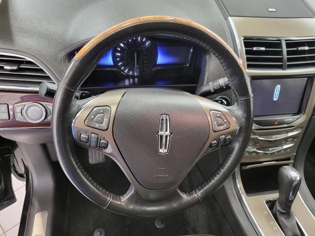 2013 Lincoln MKX Vehicle Photo in Neenah, WI 54956