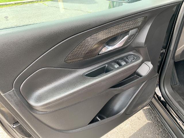 2022 GMC Terrain Vehicle Photo in MOON TOWNSHIP, PA 15108-2571