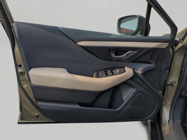 2025 Subaru Outback Vehicle Photo in Green Bay, WI 54304