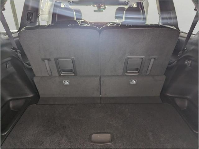 2025 Jeep Grand Cherokee L Vehicle Photo in Oshkosh, WI 54901