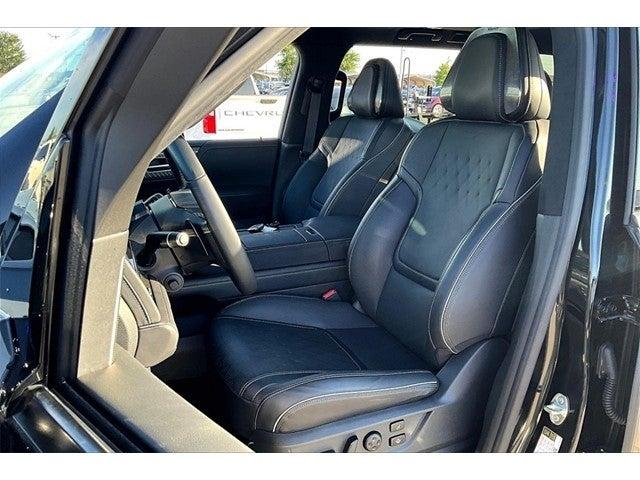 2025 INFINITI QX80 Vehicle Photo in Grapevine, TX 76051
