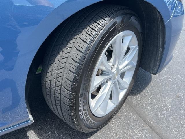 2024 Chevrolet Malibu Vehicle Photo in GREEN BAY, WI 54304-5303