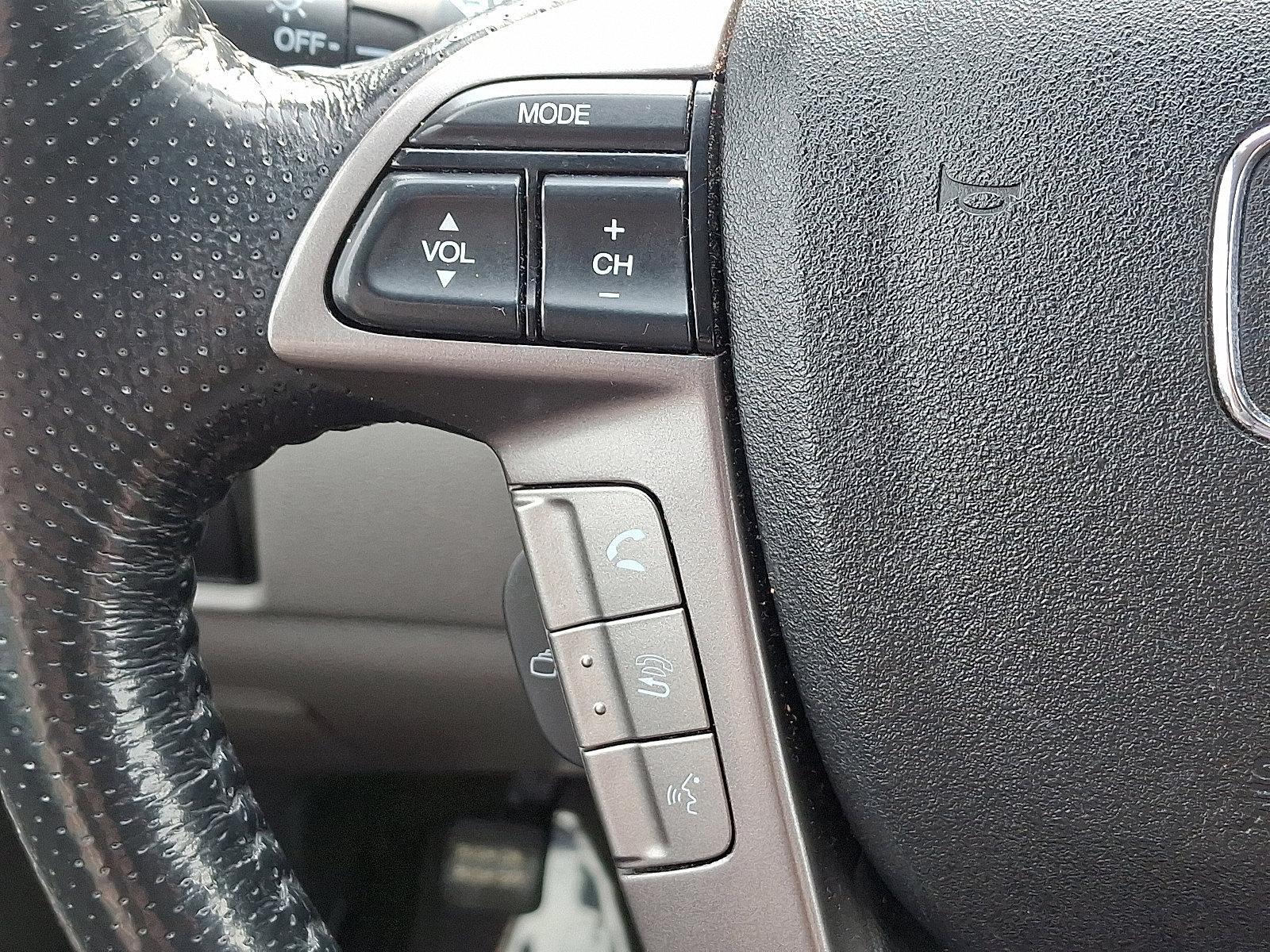 2016 Honda Odyssey Vehicle Photo in Harrisburg, PA 17111-1033