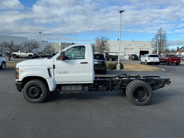 2023 Chevrolet Silverado 4500 HD Vehicle Photo in POST FALLS, ID 83854-5365