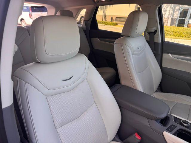 2022 Cadillac XT5 Vehicle Photo in DELRAY BEACH, FL 33483-3294