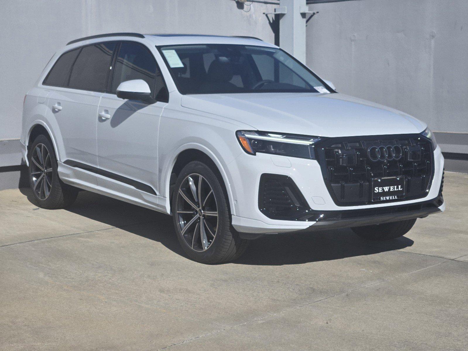 2025 Audi Q7 Vehicle Photo in SUGAR LAND, TX 77478