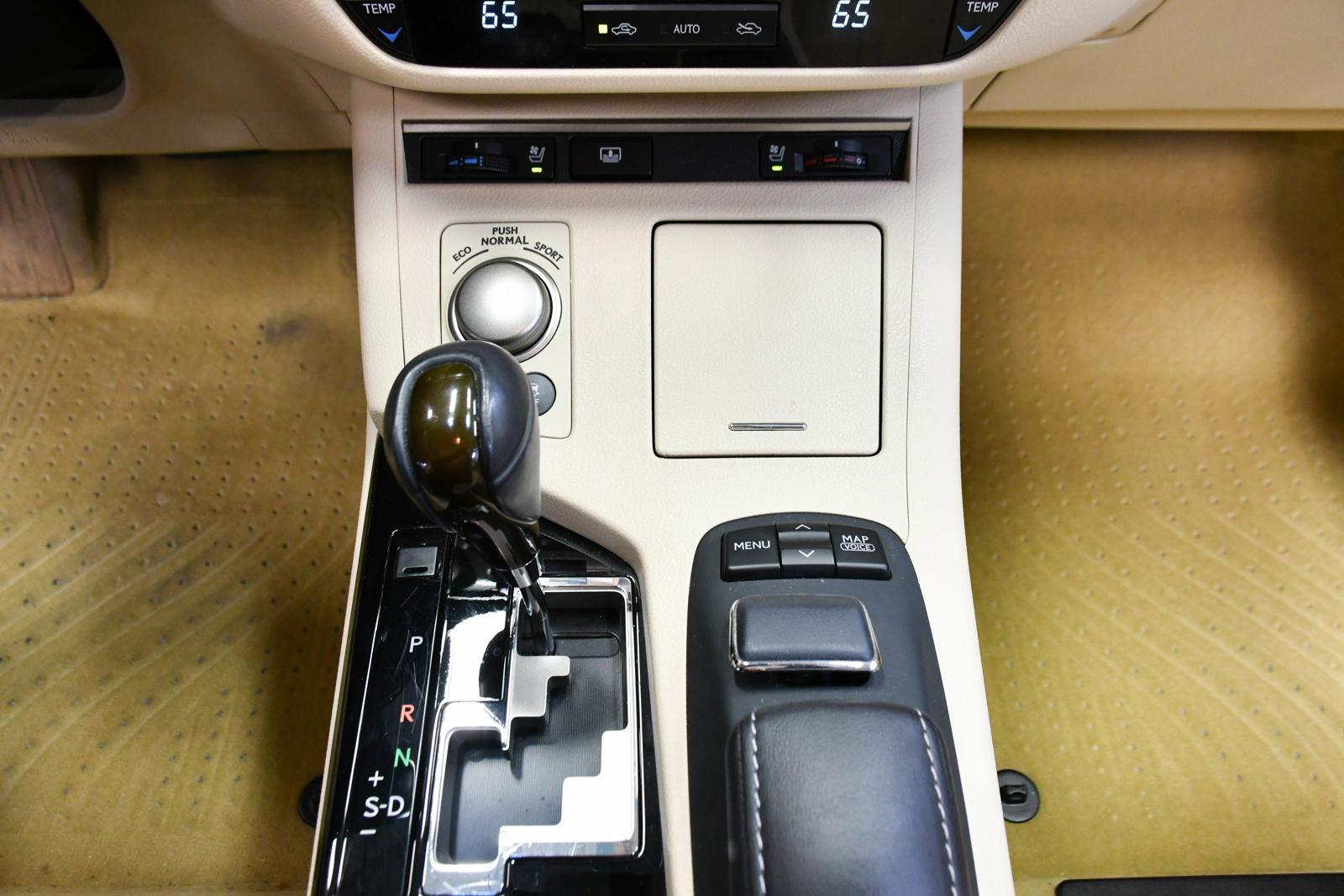 2013 Lexus ES 350 Vehicle Photo in DALLAS, TX 75235