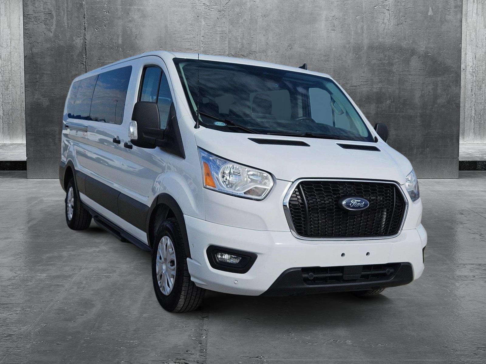 2022 Ford Transit Passenger Wagon Vehicle Photo in NORTH RICHLAND HILLS, TX 76180-7199