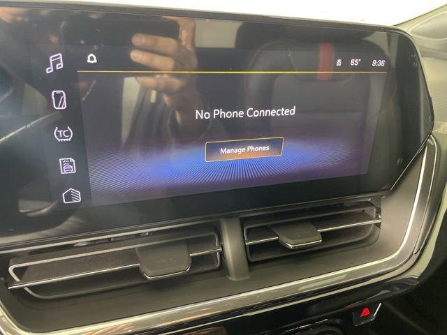 2025 Chevrolet Trax Vehicle Photo in PHOENIX, AZ 85014-3381