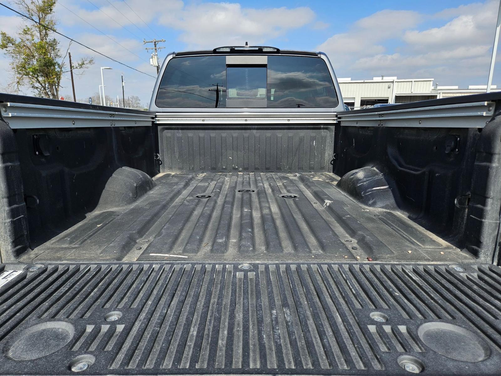 2022 Nissan Titan XD Vehicle Photo in Seguin, TX 78155