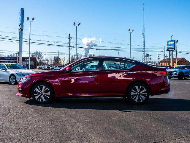 2022 Nissan Altima Vehicle Photo in MADISON, IN 47250-1611