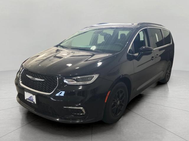 2022 Chrysler Pacifica Vehicle Photo in GREEN BAY, WI 54303-3330