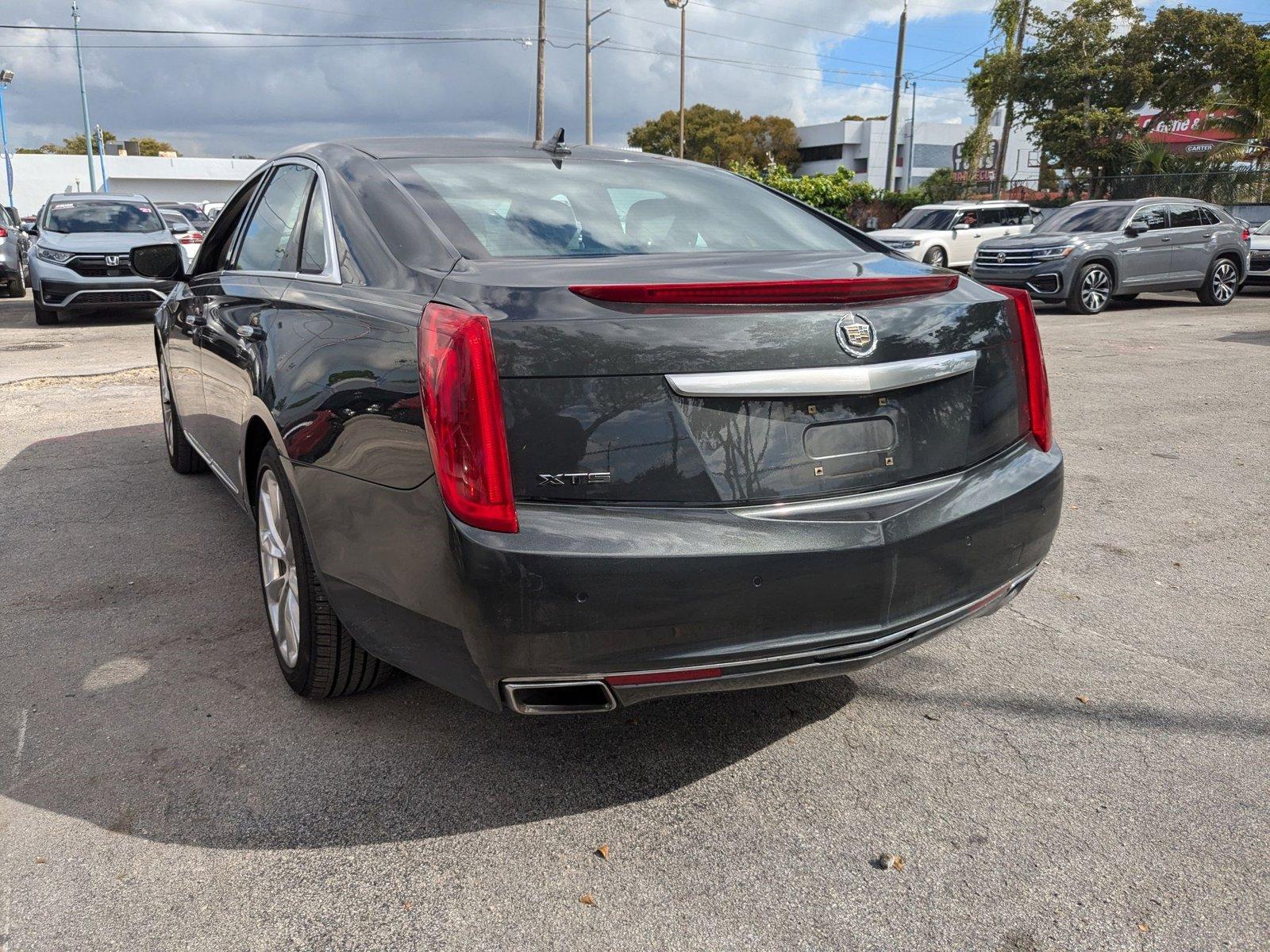 2013 Cadillac XTS Vehicle Photo in MIAMI, FL 33134-2699