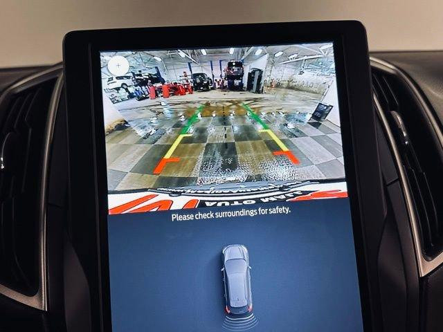 2022 Ford Edge Vehicle Photo in MEDINA, OH 44256-9631