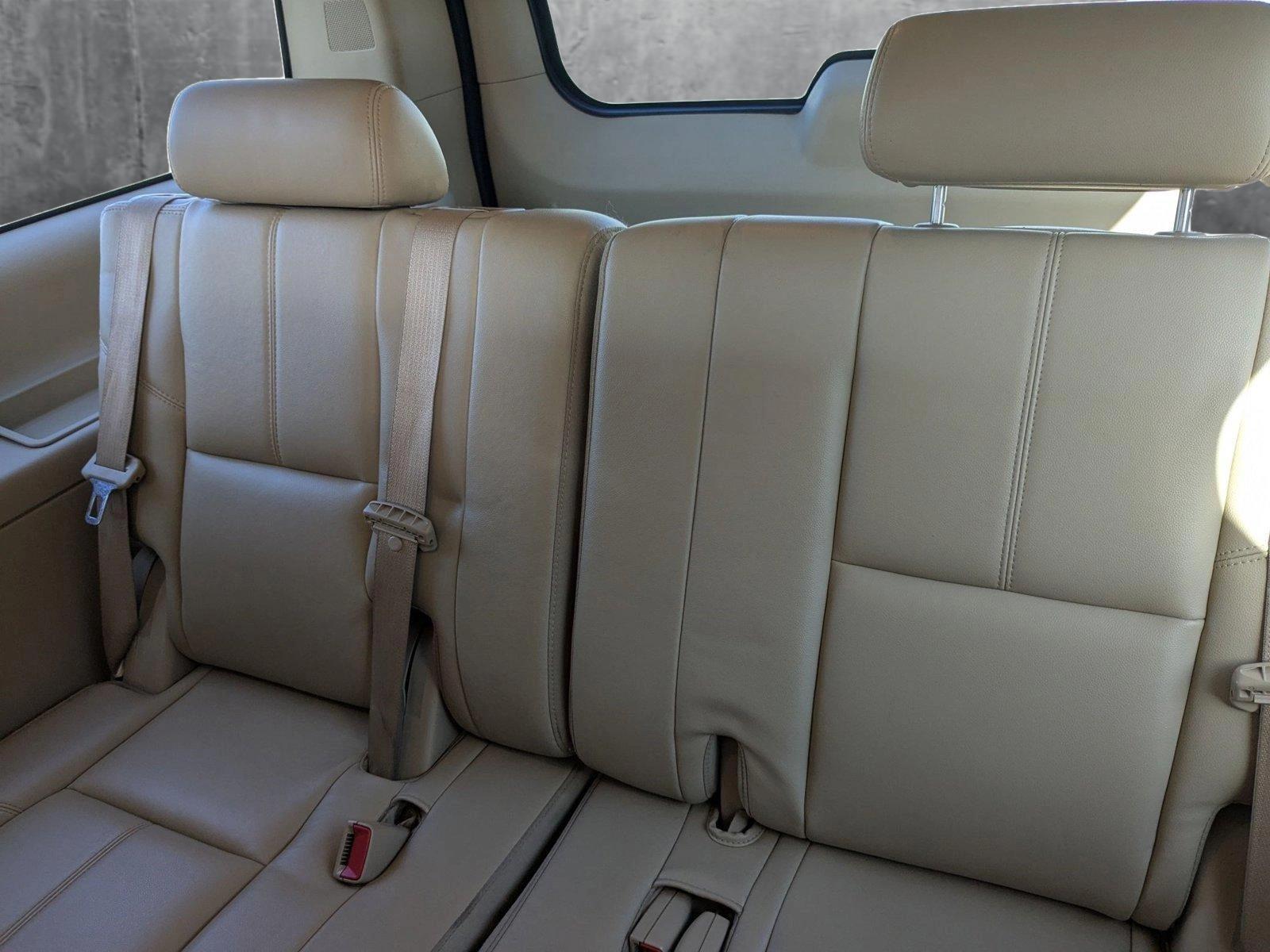 2010 Chevrolet Suburban Vehicle Photo in Spokane Valley, WA 99212