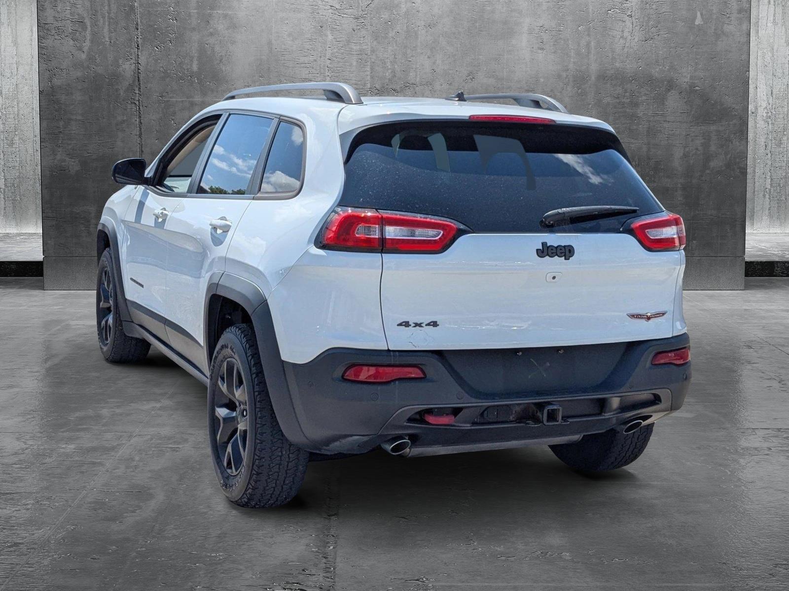 2014 Jeep Cherokee Vehicle Photo in Miami, FL 33015